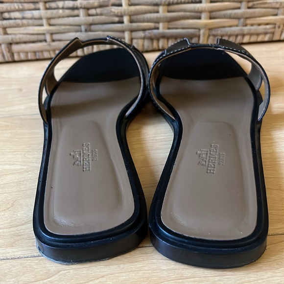 Hermes Black Oran Sandals - Picture 5 of 9